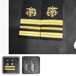 Navy Captain Epaulettes with Gold Stripes
